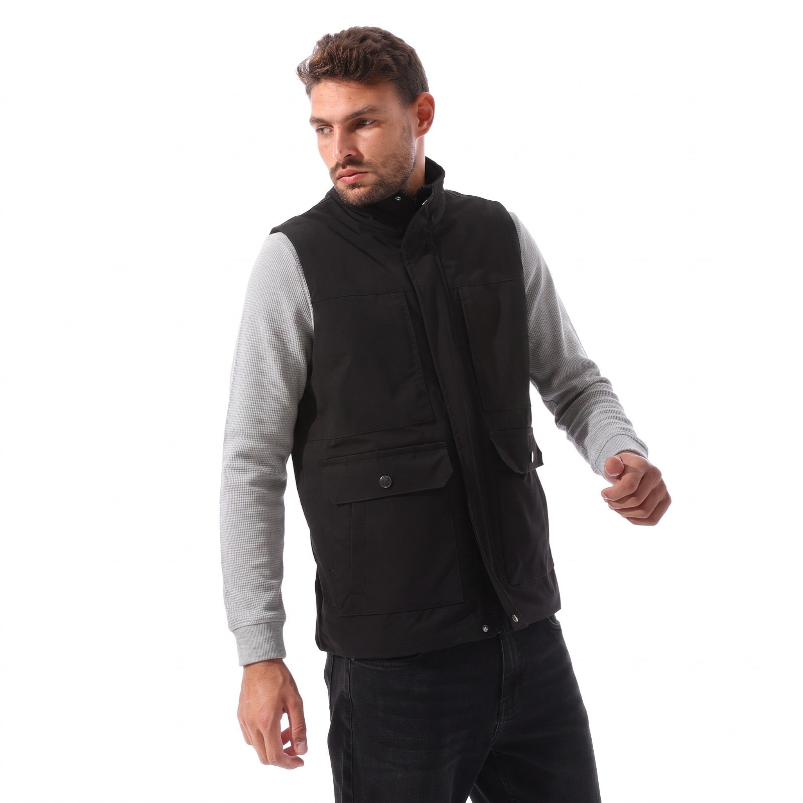 Multiple_front_flap_pockets_Vest_-_Black