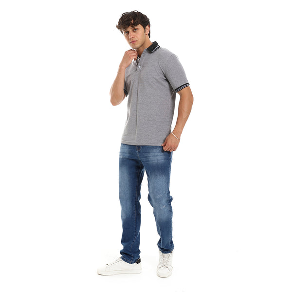fly_zipper_button_closure_medium_blue_jeans