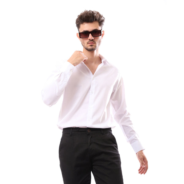 Regular Fit White Solid Buttoned Shirt