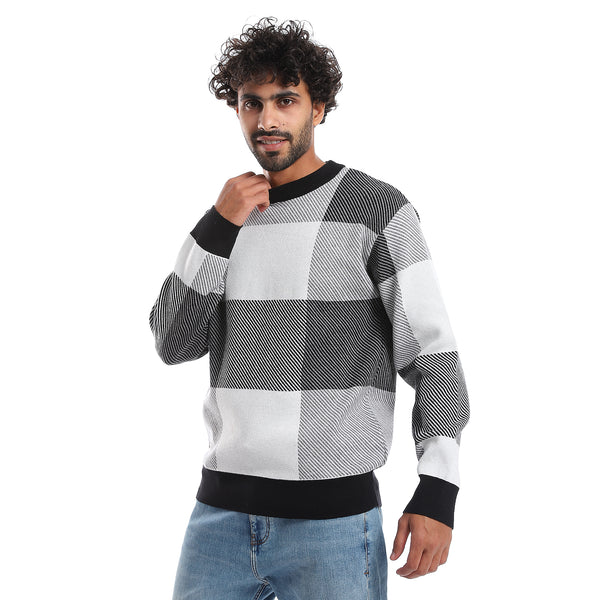 Windowpane Pattern Round Collar Knit Pullover - Black & OffWhite
