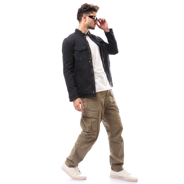 black-polyester-buttoned-coat-with-pockets