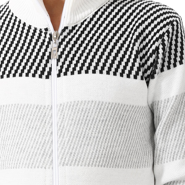 Zip_Through_Neck_Pullover