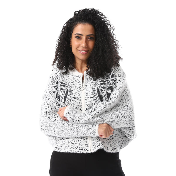 Mohair_Slip_On_White_Round_Neck_Pullover