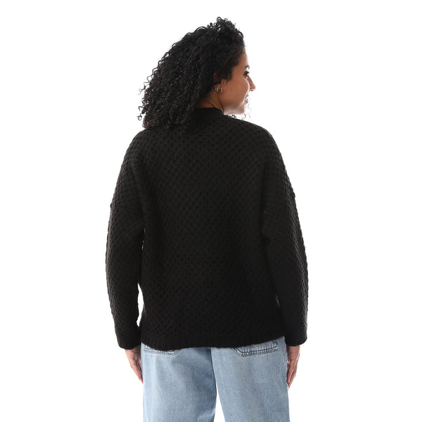 Black_Stitched_Pullover_With_Long_Sleeves