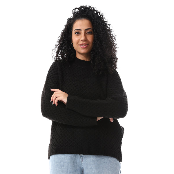 Black_Stitched_Pullover_With_Long_Sleeves