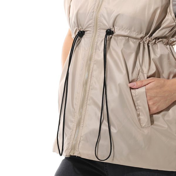Chic_Sleevess_Zipped_Vest_Beige