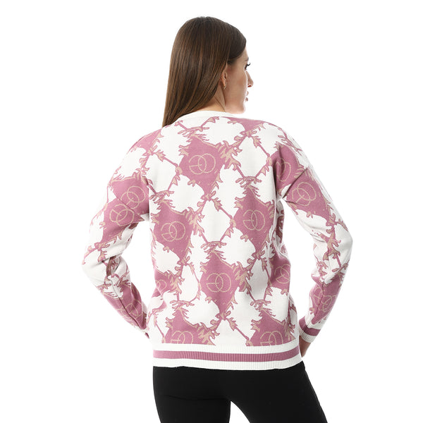 White_Stitched_Pullover_With_Long_Sleeves