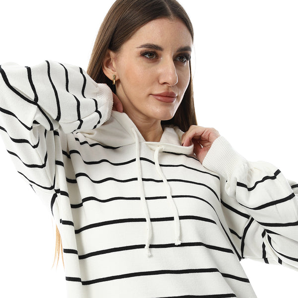 White_&_Black_Stripped_Hooded_Pullover
