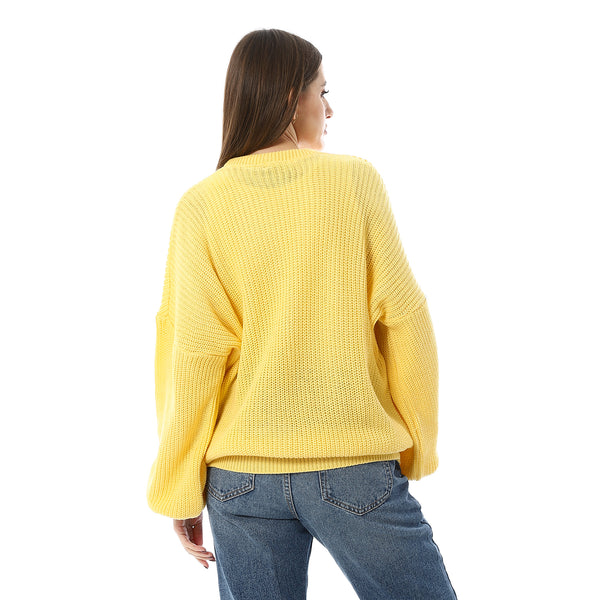 Bright_Yellow_Round_Neck_Knitted_Pullover