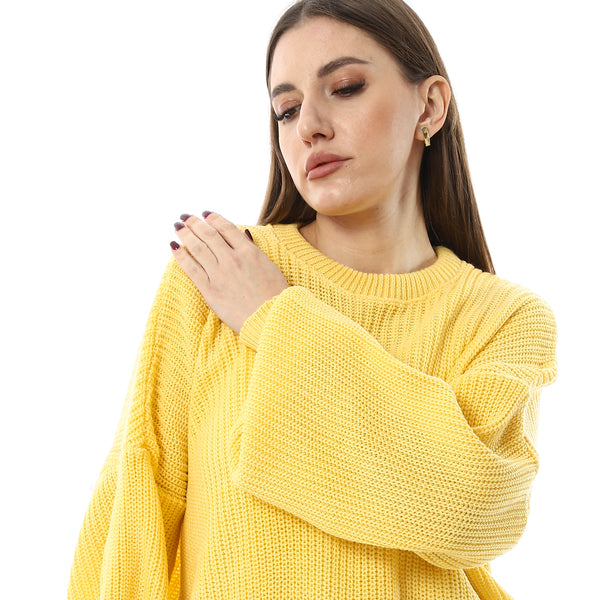 Bright_Yellow_Round_Neck_Knitted_Pullover