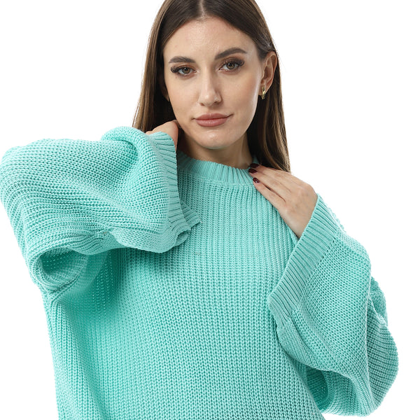 Knitted_Turquoise_Pullover_With_Multi-Slits