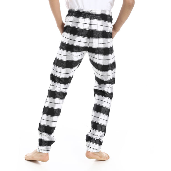 Regular_fit_Checkered_Trousers_For_Boy's_-_Black_&_White