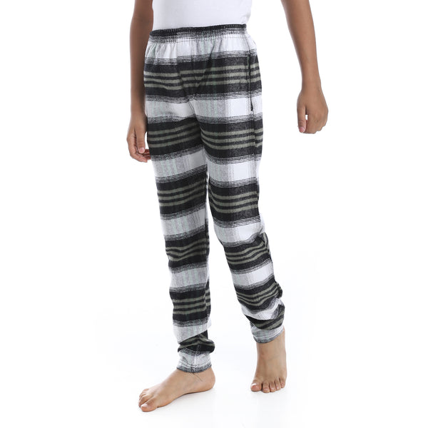 Regular_fit_Checkered_Trousers_For_Boy's_-_Olive_,_Black_&_White