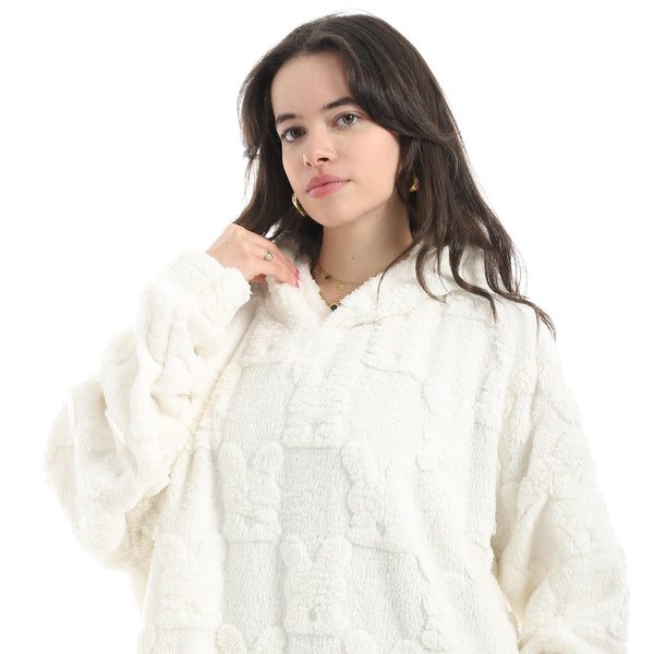 Hooded_Long_Sleeves_Snuggle_Blanket_-_White