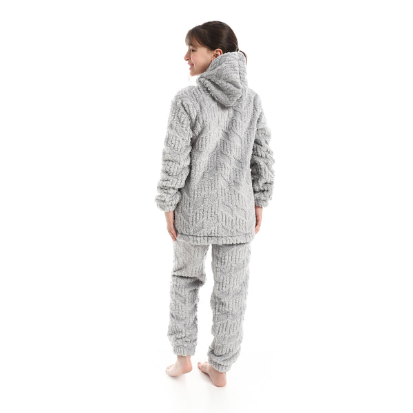 Hooded_Neck_With_Long_Sleeve_Pajama_