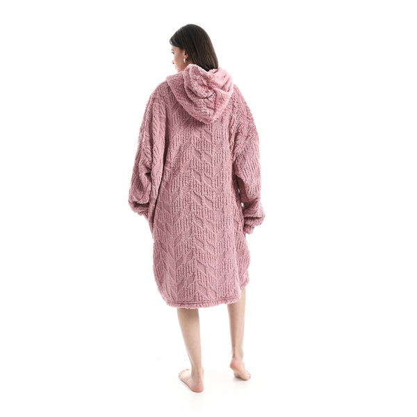 Wearable_Blanket_With_Hoodie_-_Kashmer
