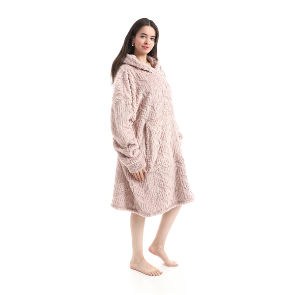 Wearable_Blanket_With_Hoodie_-_Pink