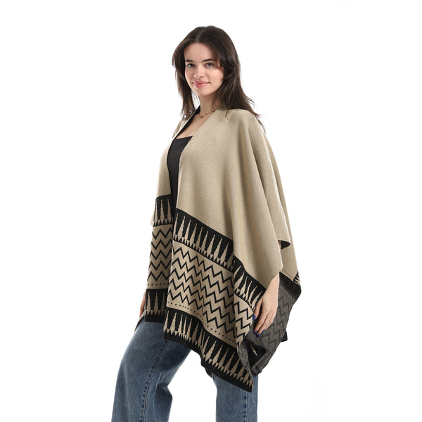 Regular_Fit_Cape_Black_&_Beige