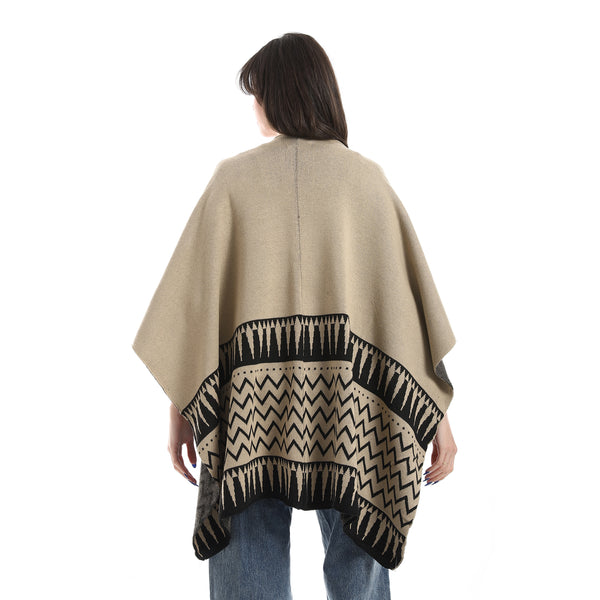 Regular_Fit_Cape_Black_&_Beige