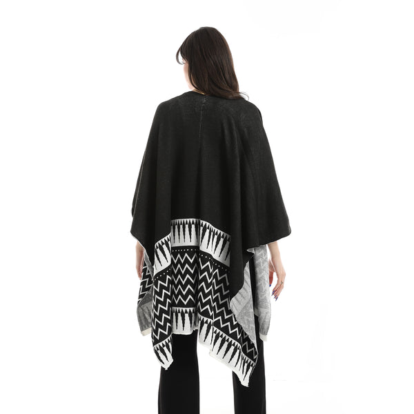 Regular_Fit_Cape_Black_&_White