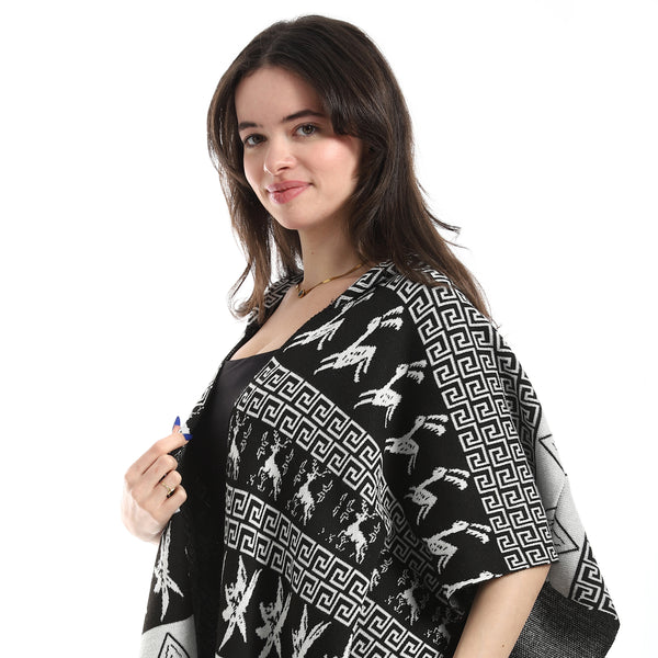 Trendy_Cape__Black_&_White