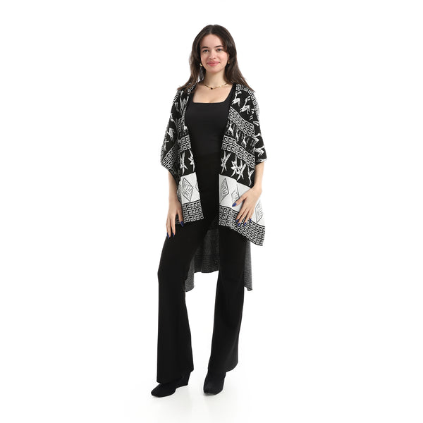 Trendy_Cape__Black_&_White