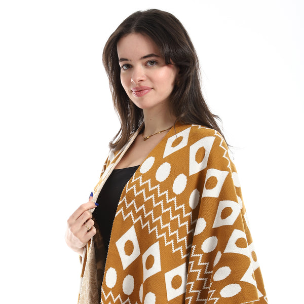 Elegant_Cape_Oversize__Camel_&_White