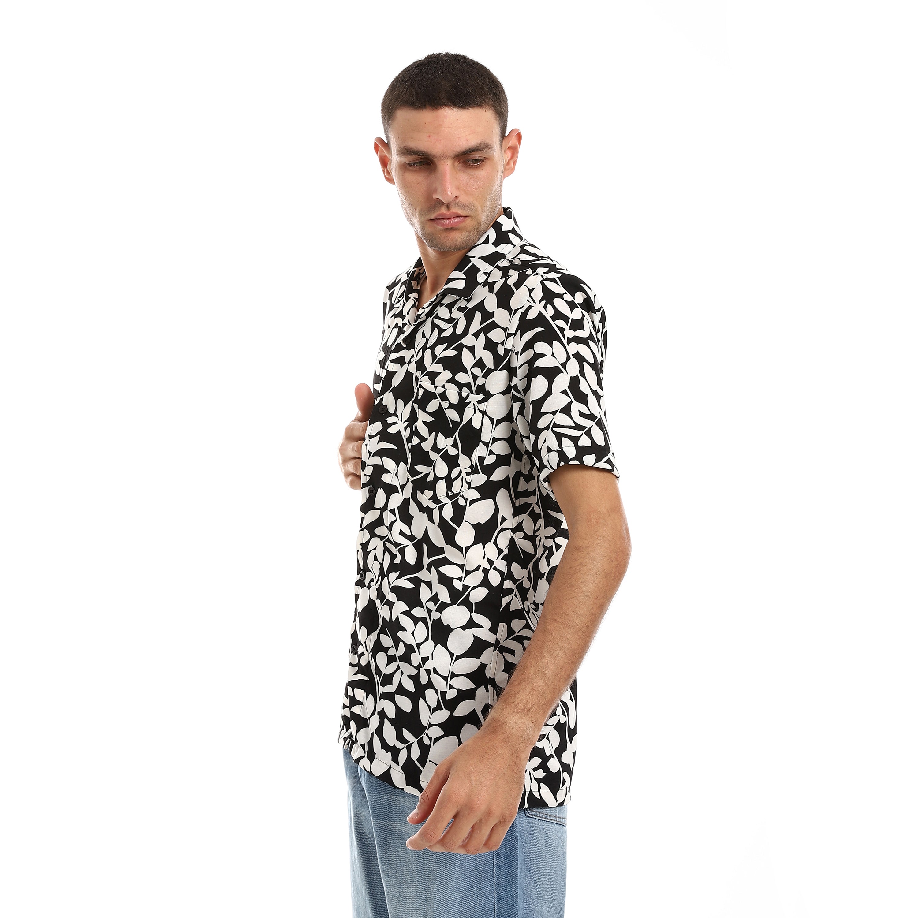 Self_Pattern_Shirt_With_Short_Sleevs_-_Black_&_White