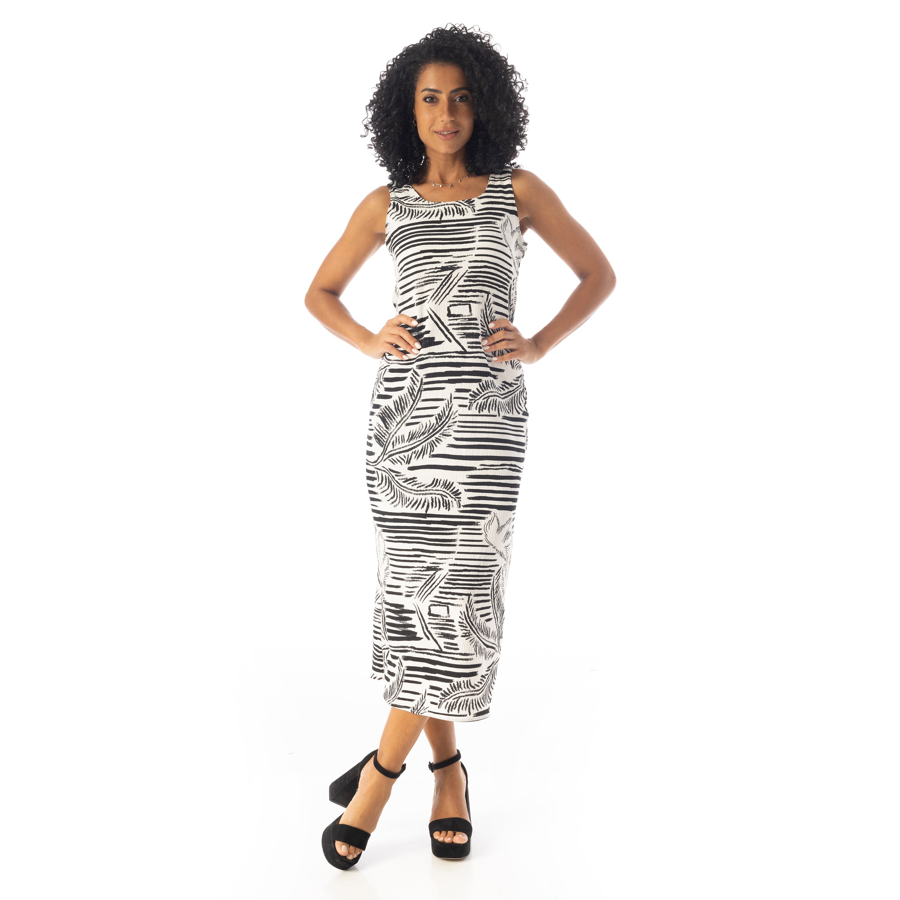 Self_Pattern_Round_Collar_Sleeveless_Dress_-_Black_&_White