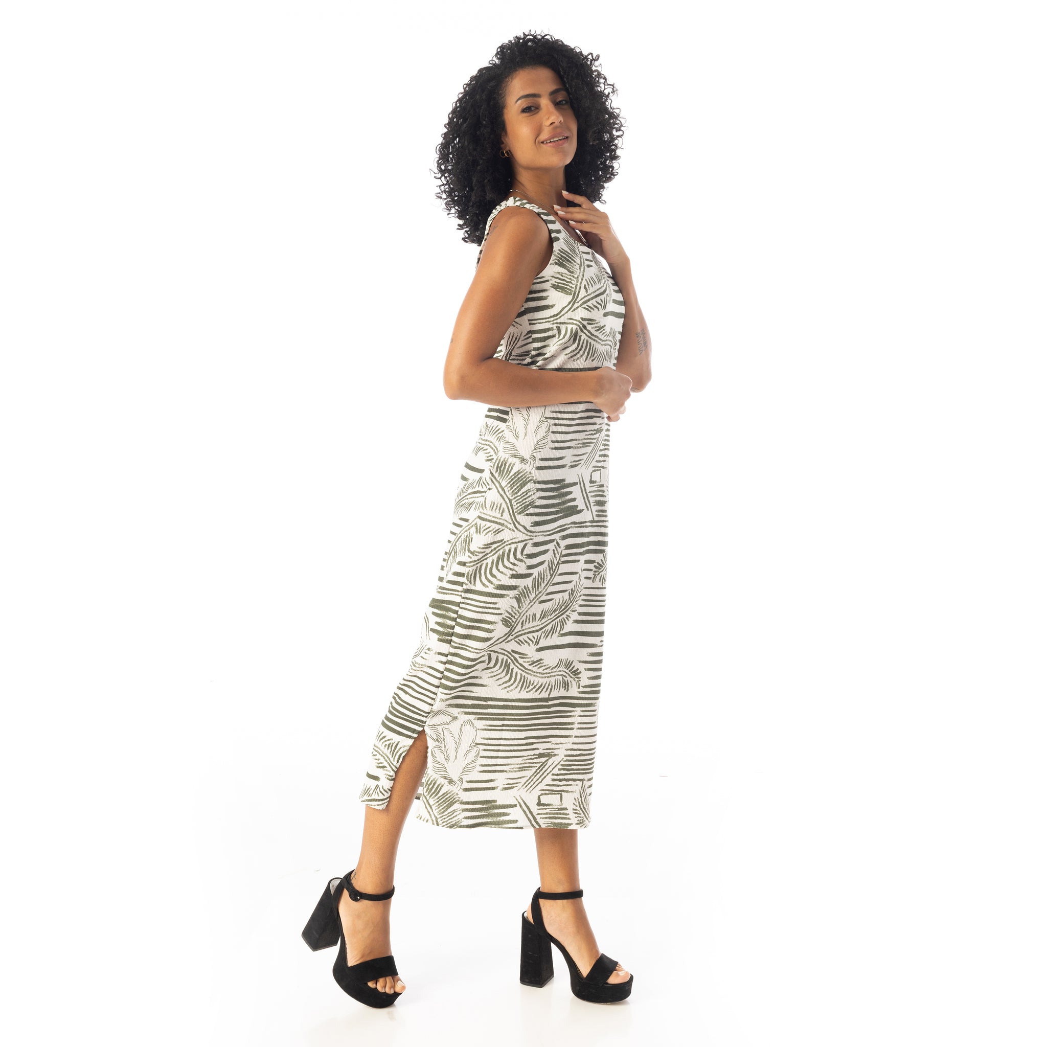 Self_Pattern_Round_Collar_Sleeveless_Dress_-_Olive_&_White