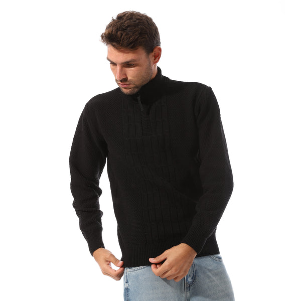 Upper_Zipper_Closure_Knitted_Pullover_-_Black