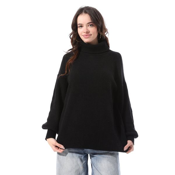 Round_Neck_Basic_Loose_Fit_Pullover_-_Black