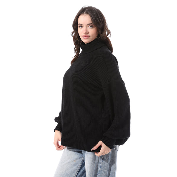 Round_Neck_Basic_Loose_Fit_Pullover_-_Black