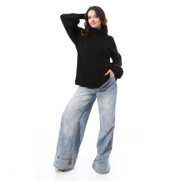 Round_Neck_Basic_Loose_Fit_Pullover_-_Black