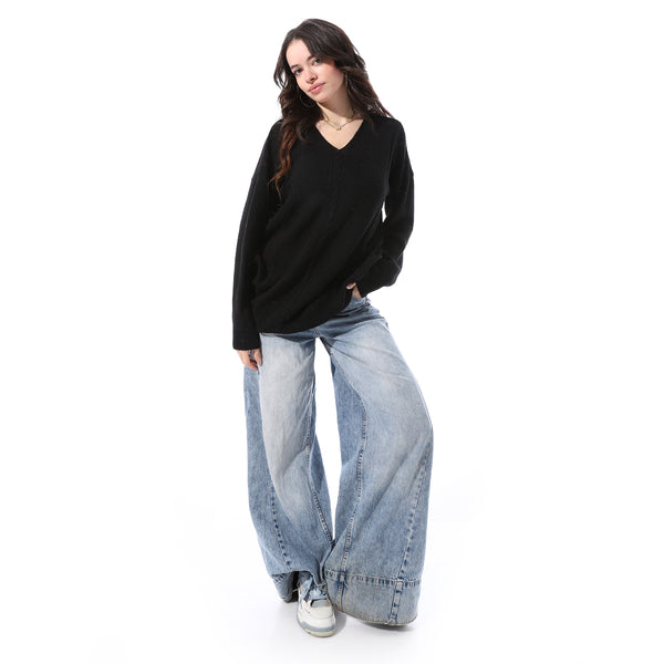 Knitted_Loose_V-Neck_Pullover_-_Black