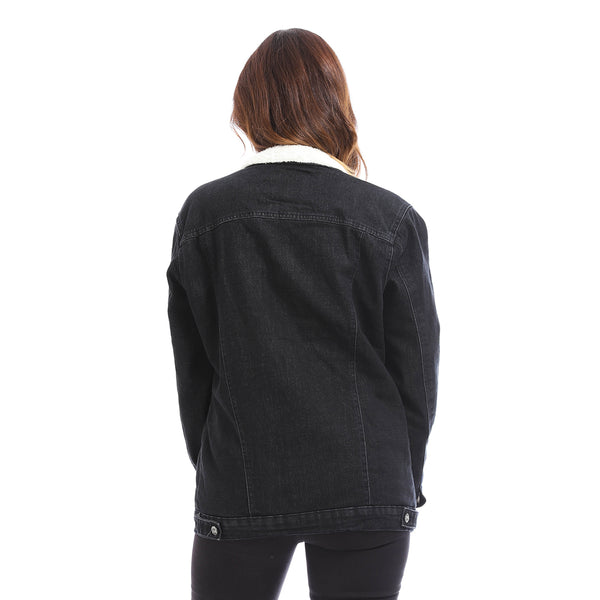 Long Sleeves Light Washed Navy Blue Fur Lined Denim Jacket