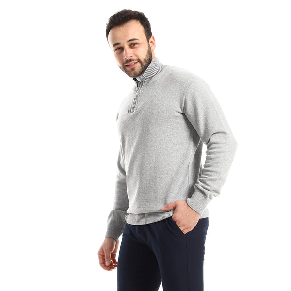Zipper Closure Grey Knitted Sweater