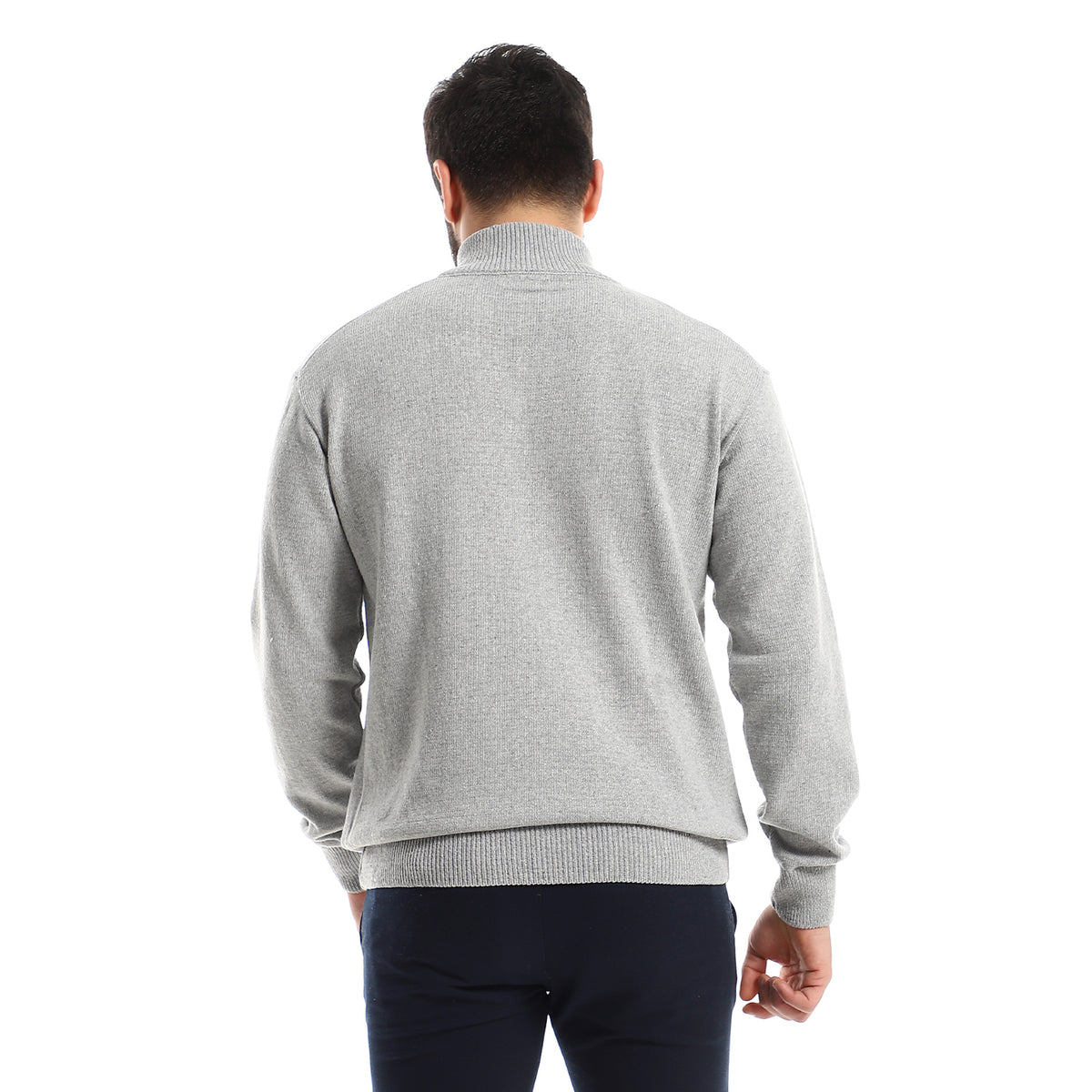 zipper_closure_grey_knitted_sweater