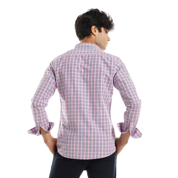 soft_pink_buttoned_shirt_with_pockets