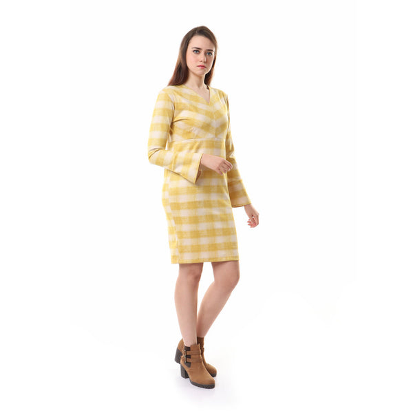 V-Neck Long Sleeves Plaids Dress - Light Yellow