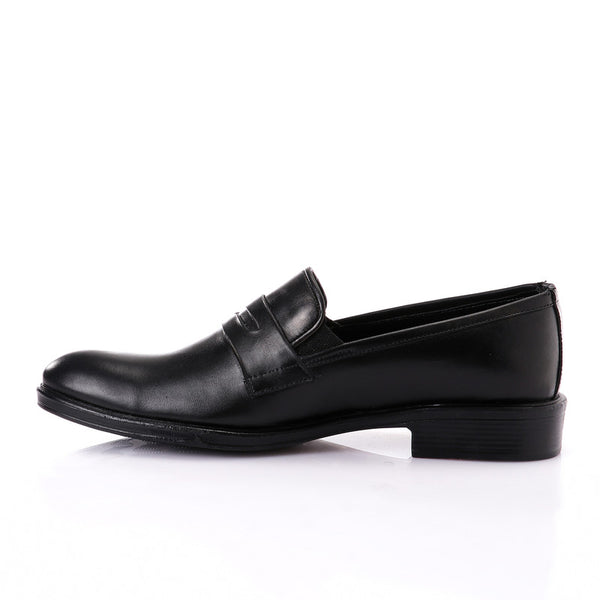 plain elegant classic shoes - black